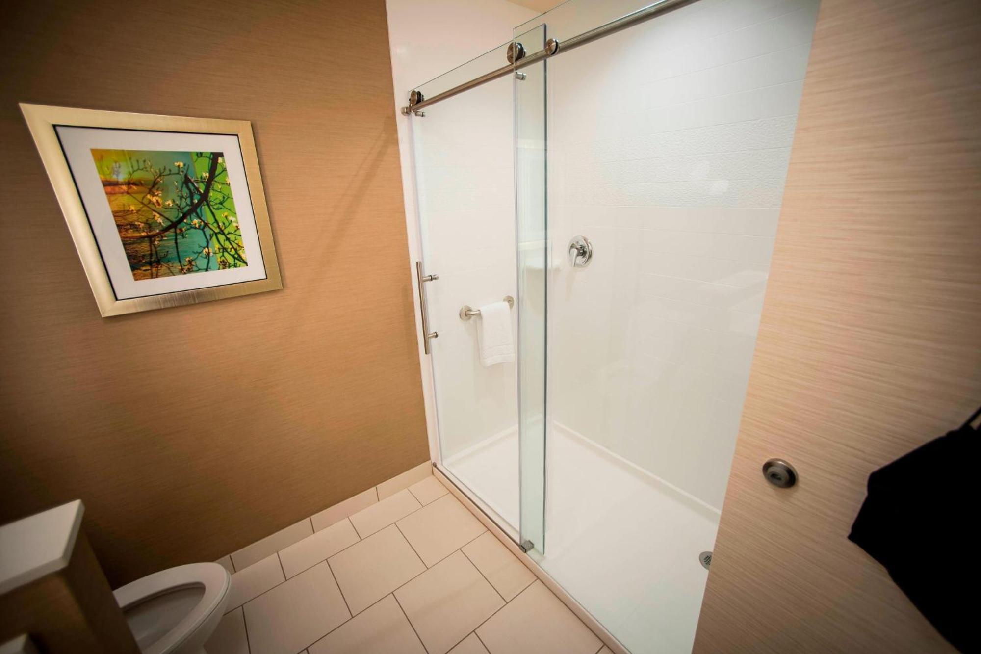 Fairfield Inn & Suites By Marriott Cincinnati Uptown/University Area Extérieur photo