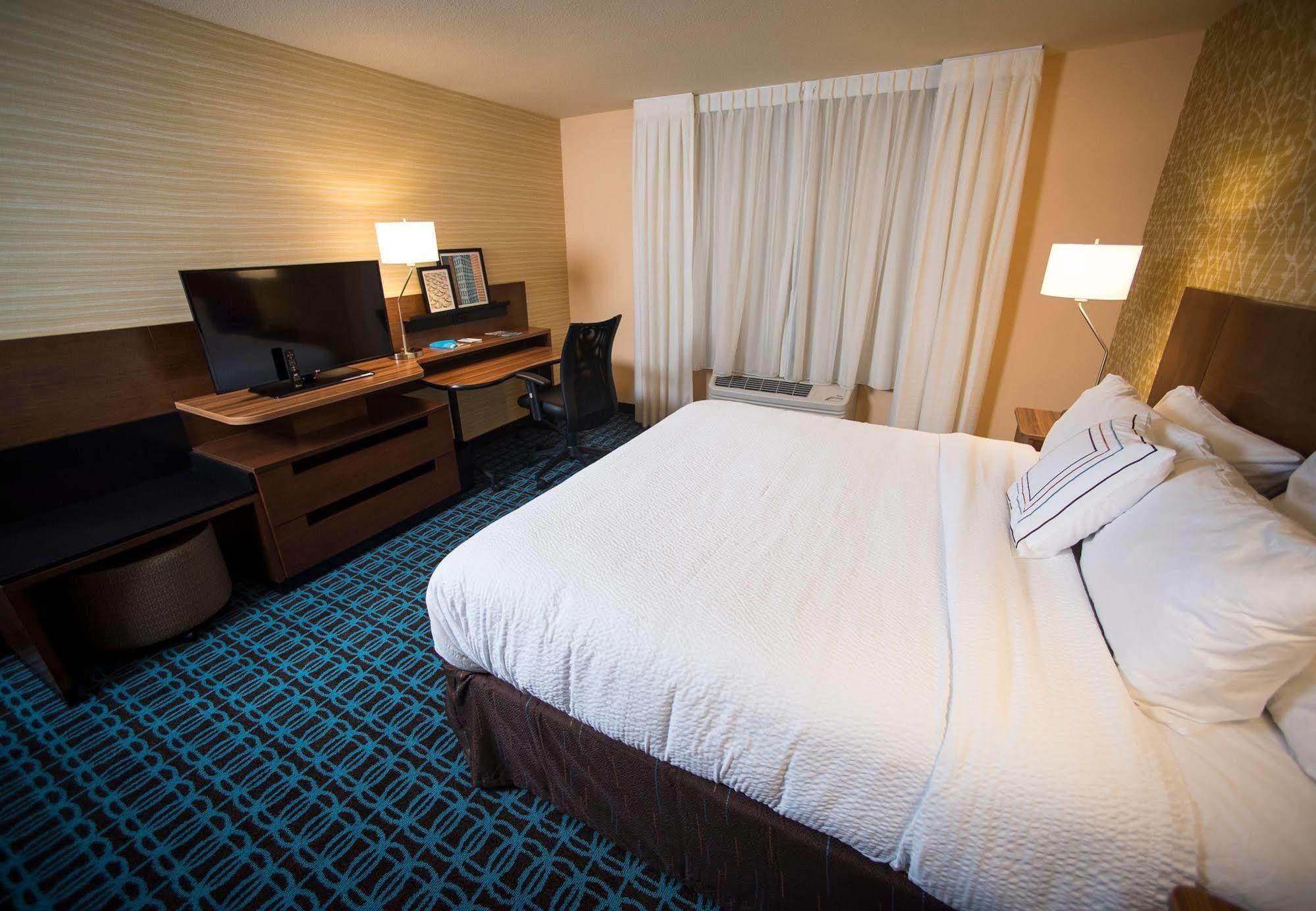 Fairfield Inn & Suites By Marriott Cincinnati Uptown/University Area Extérieur photo