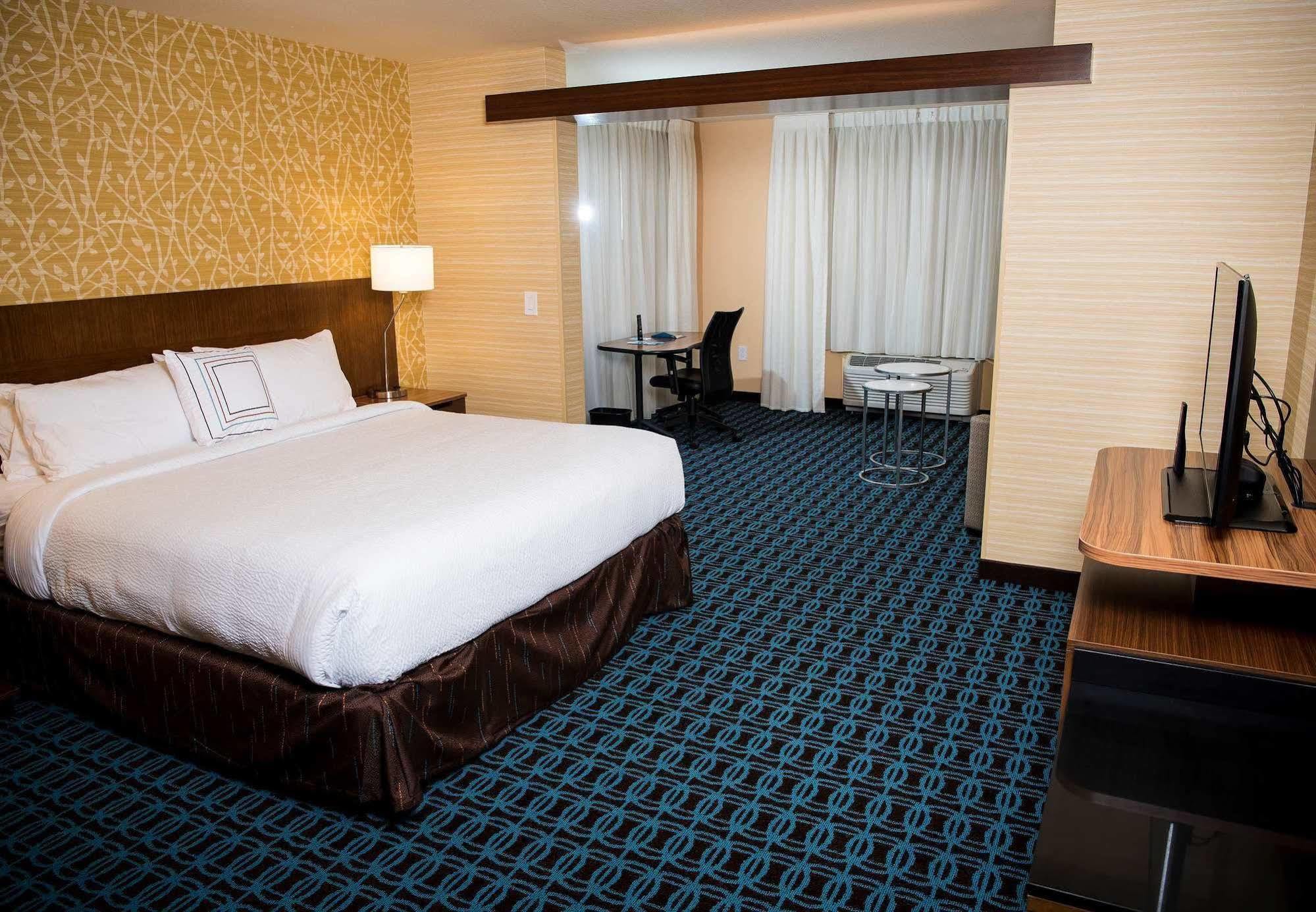 Fairfield Inn & Suites By Marriott Cincinnati Uptown/University Area Extérieur photo